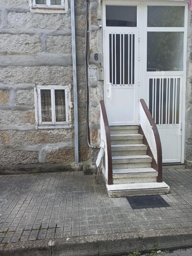 O Descanso Da Abella Apartman Orense Kültér fotó