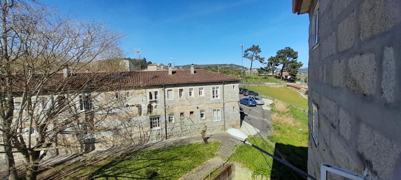 O Descanso Da Abella Apartman Orense Kültér fotó